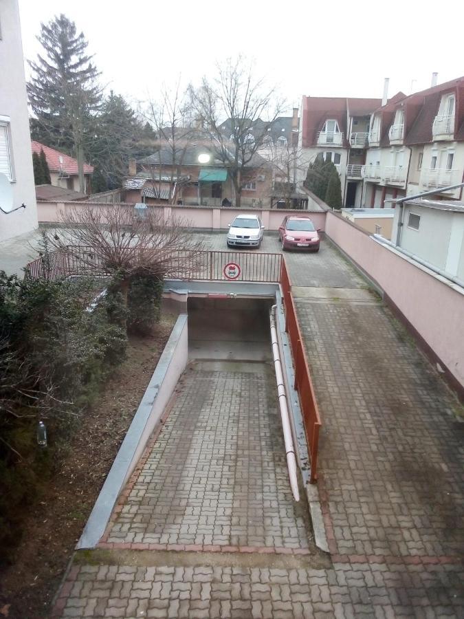 Major Street Apartman Apartamento Hajdúszoboszló Exterior foto